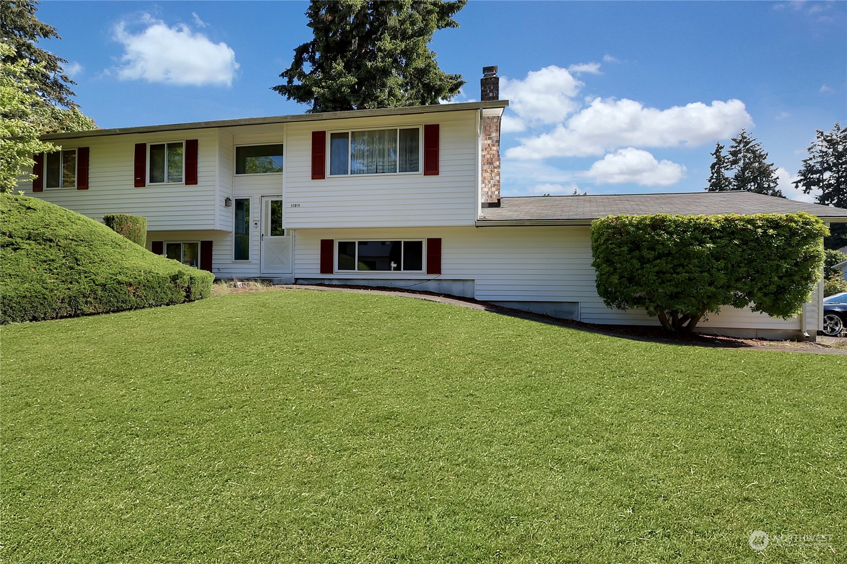 99th St, Tacoma, WA 98498