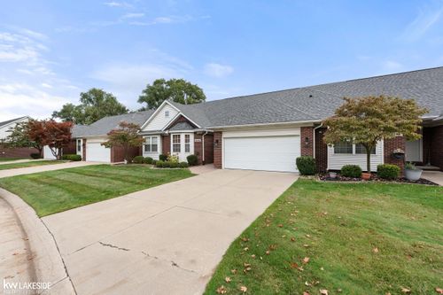 44312 Patricia Dr, Sterling Heights, MI, 48314-1583 | Card Image