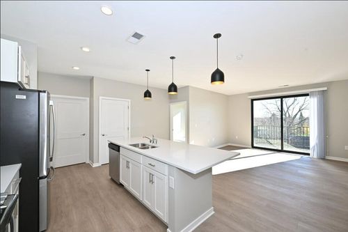 ste-301-500 E Main St, WATERFORD, WI, 53185-4499 | Card Image