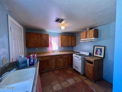 473 S Delaware Street, House other with 2 bedrooms, 1 bathrooms and null parking in Chandler AZ | Image 2