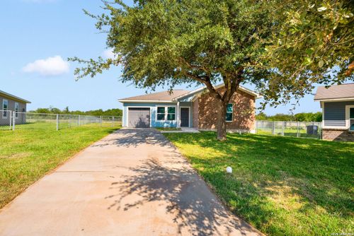 611 Villa Linda, San Antonio, TX, 78237 | Card Image