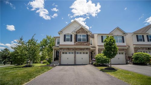 4368 Lenni Cir, Emmaus, PA, 18049-1841 | Card Image