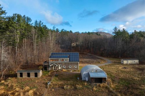 500 Hague Rd, Dummerston, VT, 05301-9472 | Card Image