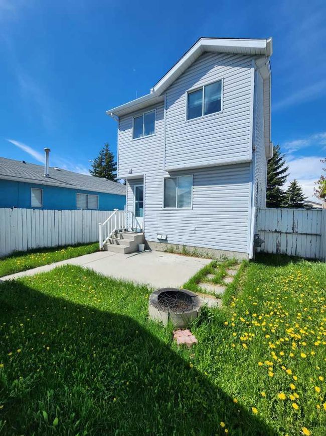 3819 Catalina Boulevard Ne, Home with 3 bedrooms, 1 bathrooms and 2 parking in Calgary AB | Image 44