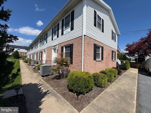1781 Lincoln Way East E, CHAMBERSBURG, PA, 17202 | Card Image