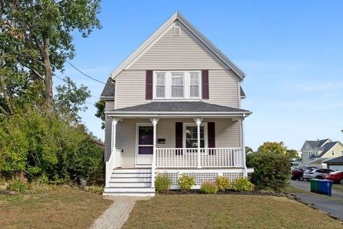 11 Sweetser Ave, Reading, MA, 01867-3555 | Card Image