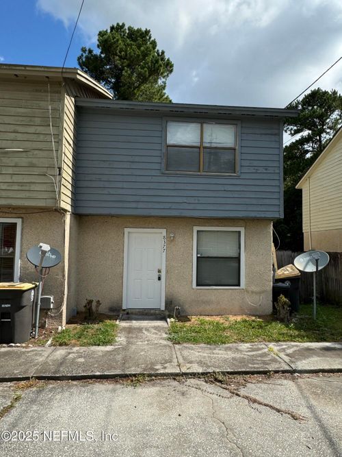 8377 Homeport Ct, Jacksonville, FL, 32244-1391 | Card Image
