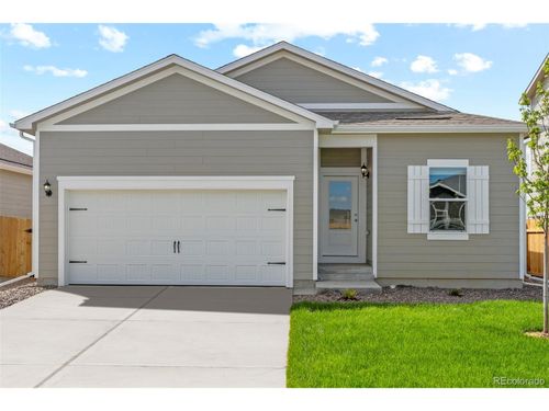 951 Sarah Ave, Fort Lupton, CO, 80621-2428 | Card Image