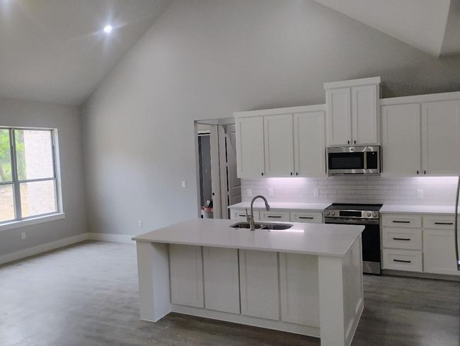 192 Johnston Ln, House other with 3 bedrooms, 2 bathrooms and null parking in Runaway Bay TX | Image 7