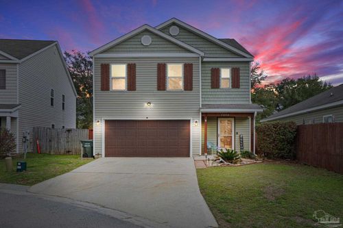 5898 Little Leaf Ct, Milton, FL, 32570-3501 | Card Image