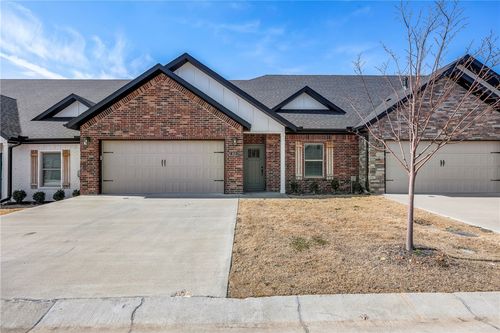 1610 S 17th Pl, Rogers, AR, 72758-3093 | Card Image