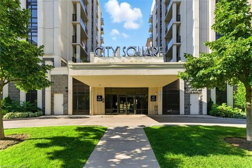 709-81 Robinson St, Hamilton, ON, L8P0C2 | Card Image
