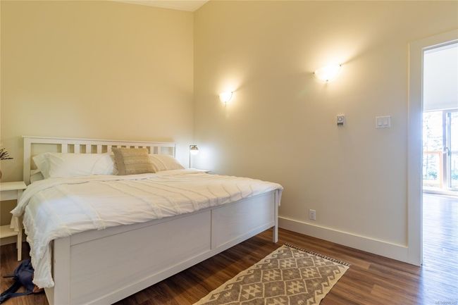 Master Bedroom | Image 25