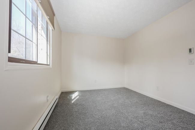 APT-2H - 29 Old Hackett Hill Rd, Condo with 2 bedrooms, 1 bathrooms and null parking in Manchester NH | Image 19