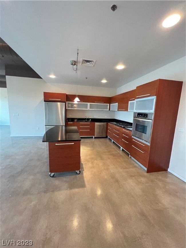 UNIT-1414 - 900 Las Vegas Blvd S, Home with 1 bedrooms, 2 bathrooms and 1 parking in Las Vegas NV | Image 7