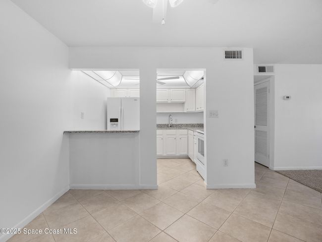 11206 - 2700 N Highway A1a, Condo with 2 bedrooms, 2 bathrooms and null parking in Indialantic FL | Image 8
