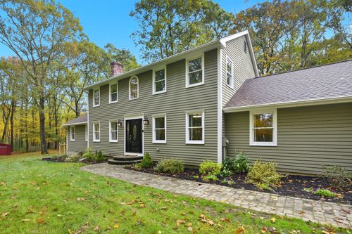 26 Center Rd, Woodstock, CT, 06281-1709 | Card Image