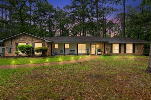 306 Cedar Cir, Marshall, TX, 75672-8450 | Card Image