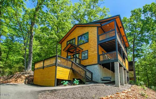 1909 Rose Pass, Sevierville, TN, 37876-8959 | Card Image