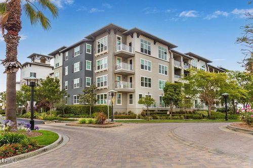 4020 Tradewinds Dr, Oxnard, CA, 93035-1253 | Card Image