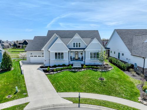 987 Oak Terrace Rd, Westfield, IN, 46074-4309 | Card Image