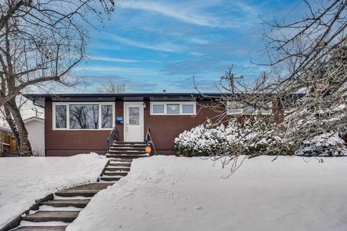 35 Meadowview Road Sw, Calgary, AB, T2V1W1 | Card Image