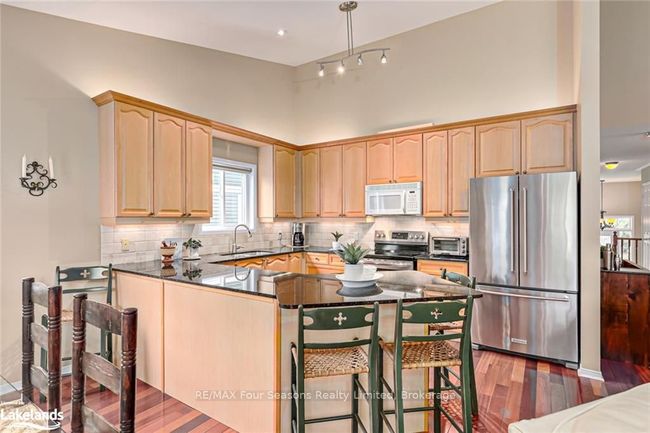 15 Westwind Dr, House attached with 4 bedrooms, 2 bathrooms and 2 parking in Collingwood ON | Image 17