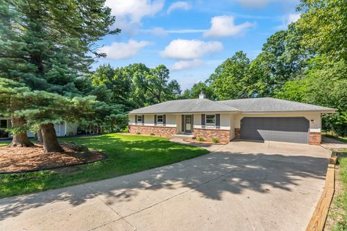 731 Mansfield Cir, HARTLAND, WI, 53029-2516 | Card Image