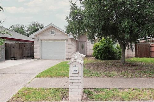 3605 Rosalva Ave, McAllen, TX, 78503-8751 | Card Image