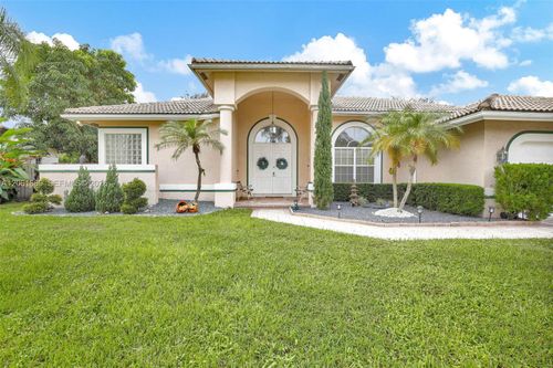 351 Nw 110th Ave, Plantation, FL, 33324-1541 | Card Image