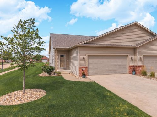 1931 Glenbridge Rd, Bloomington, IL, 61704-8705 | Card Image