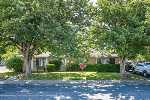 4903 58th Street, Sacramento, CA, 95820 | Card Image