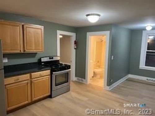 14 Svea Ave, Branford, CT, 06405-4061 | Card Image
