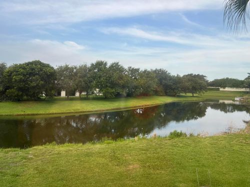 203-3540 Whitehall Dr, West Palm Beach, FL, 33401-1085 | Card Image