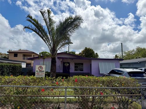 1718 Nw 7th St, Fort Lauderdale, FL, 33311-7825 | Card Image