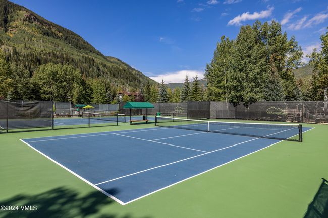 B4 - 4770 Bighorn Rd, Townhouse with 3 bedrooms, 3 bathrooms and 1 parking in Vail CO | Image 25