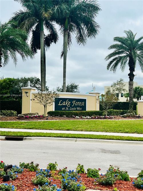 832 Sw Rocky Bayou Ter, Port St. Lucie, FL, 34986-2068 | Card Image