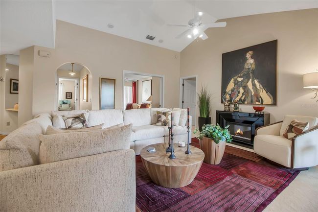 APT-9C - 6101 34 Th St W, Condo with 3 bedrooms, 2 bathrooms and null parking in BRADENTON FL | Image 17