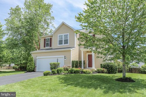 41 Ivy Spring Ln, FREDERICKSBURG, VA, 22406-8205 | Card Image