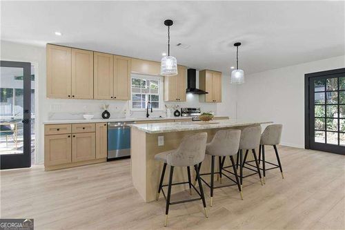 1198 Seminary Dr Sw, Marietta, GA, 30064-2917 | Card Image