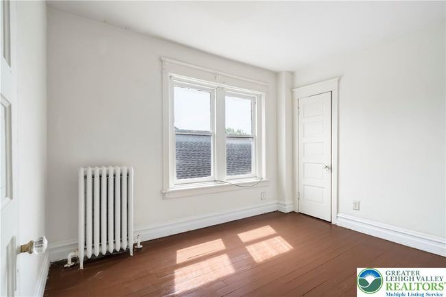 1926 W Broad St, Townhouse with 4 bedrooms, 1 bathrooms and null parking in BETHLEHEM PA | Image 26