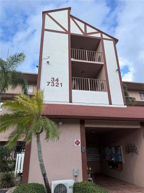 302-7321 Amberly Ln, Delray Beach, FL, 33446 | Card Image