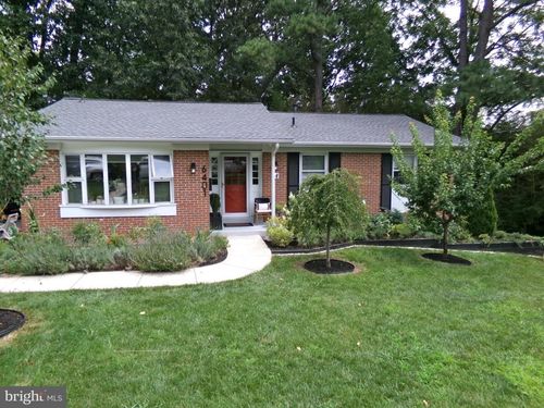 6401 Limerick Ct, SPRINGFIELD, VA, 22152-1944 | Card Image