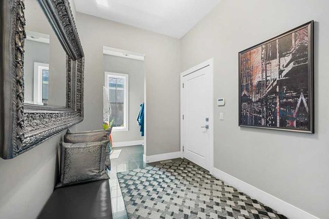 18 Whispering Springs Way, House other with 4 bedrooms, 4 bathrooms and 6 parking in Heritage Pointe AB | Image 10