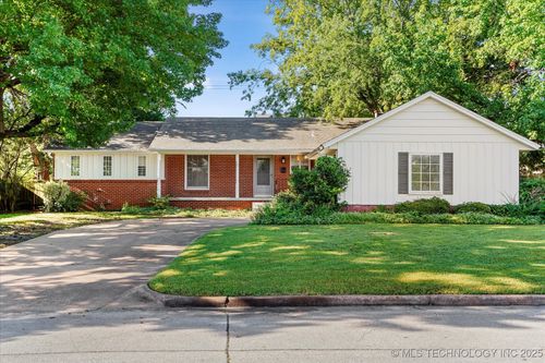 4606 E 57th Pl, Tulsa, OK, 74135-4318 | Card Image