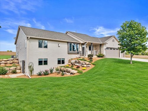 W4234 Spruce Drive, Watertown, WI, 53094 | Card Image