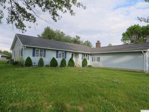 502 N Chestnut St, Versailles, IL, 62378-1123 | Card Image