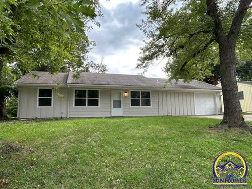 1103 Sw 32nd St, Topeka, KS, 66611 | Card Image