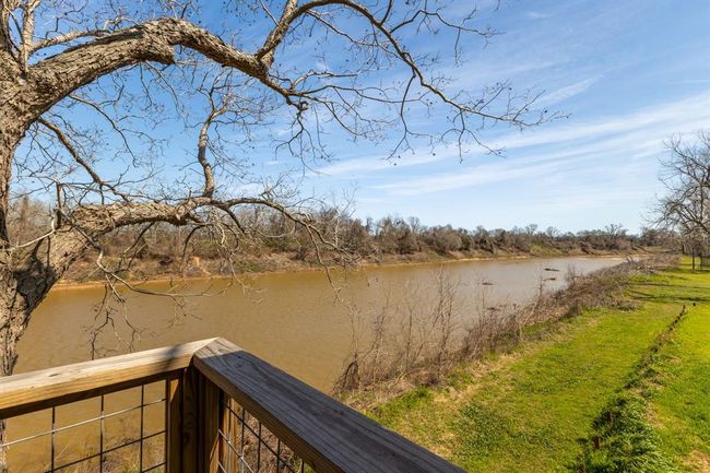 3765 Lazy River Dr, House other with 3 bedrooms, 2 bathrooms and 2 parking in Sealy TX | Image 4