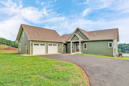 6990 Horseshoe Bend Rd, Goodview, VA, 24095 | Card Image
